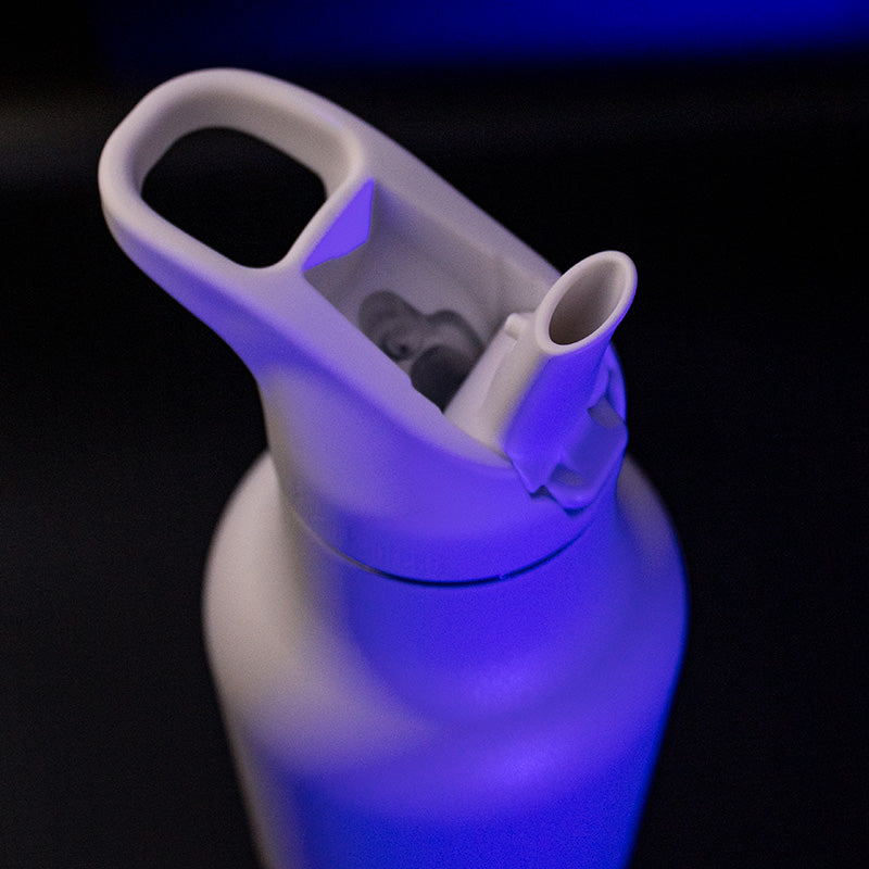 20oz-rise-classic-may-the-4th-b2 20oz_rise_classic_may_the_fourth_starwars_white_bottle_flipseal_square.jpg