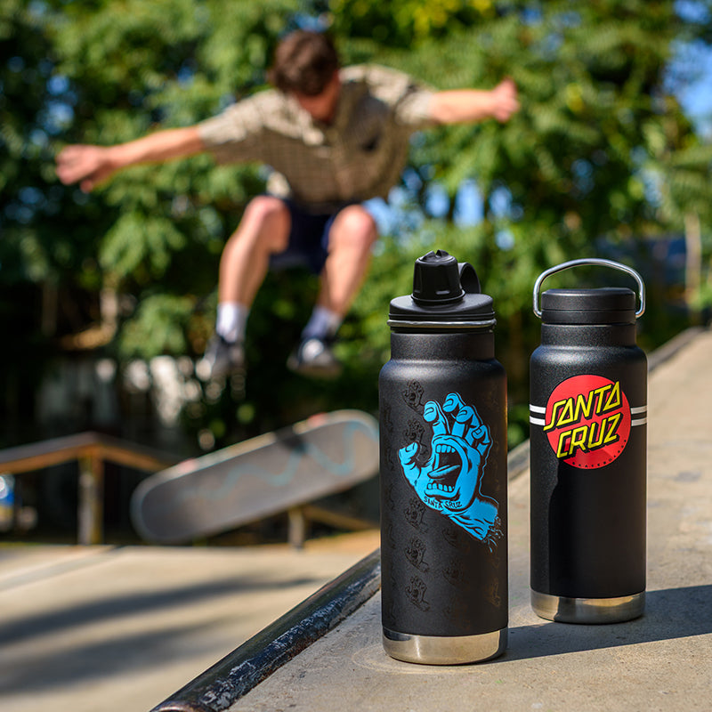 32oz-tkwide-with-twist-cap-santa-cruz-d8 32oz_20oz_water_bottles_santacruz_skater_ramp_square.jpg