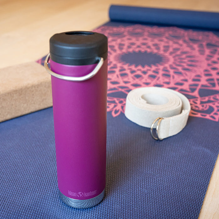 tkwide-twist-cap-with-straw-kit-h8 K20TKWPT-PP-T-TWIST-yoga_bottle_closed_lifestyle_a5ac6535-9c60-42bb-86fe-b94b5cef2b68.jpg