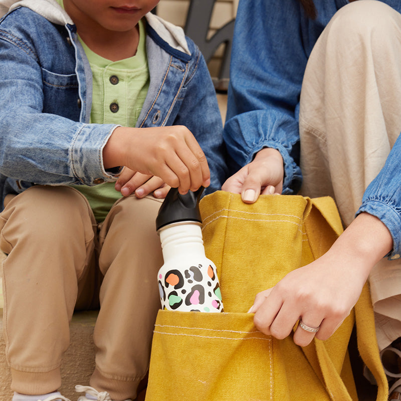 12oz-kid-s-classic-with-flip-seal-sport-cap-a9 kid_sport_flip_seal_12oz_bag_pull_square.jpg