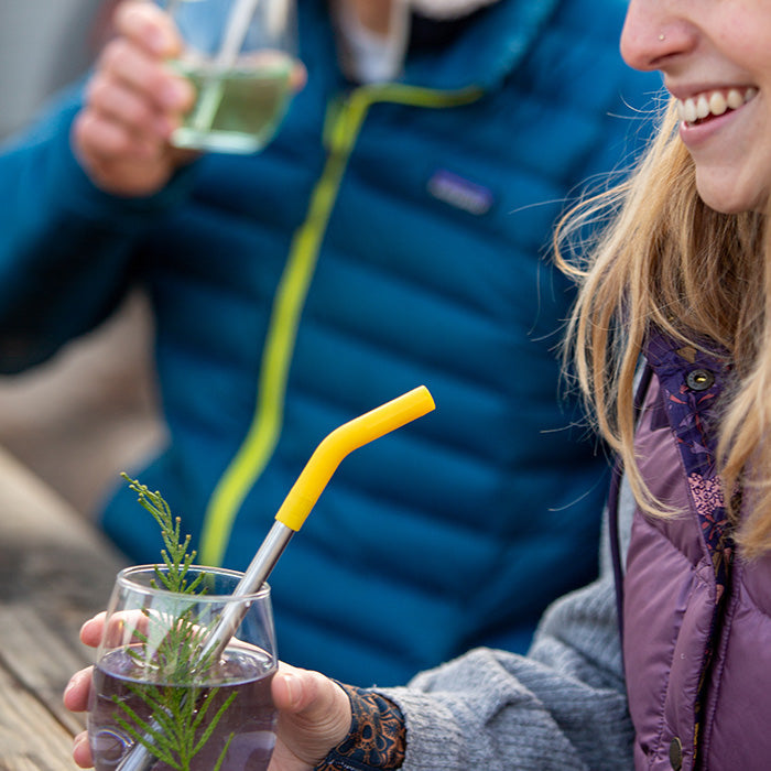 straw-4-pack-f9 recycled_steel_straw_drink_smile_lifestyle.jpg